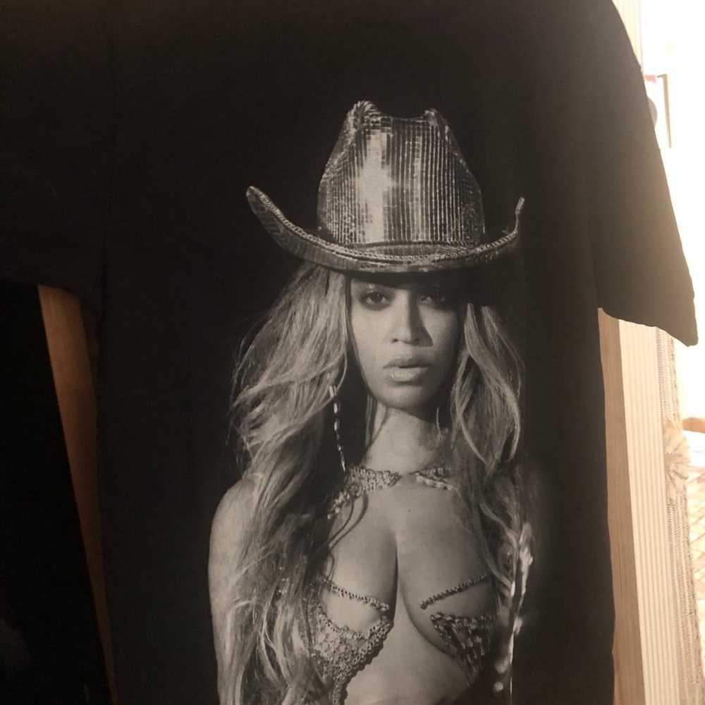 Beyoncé RENAISSANCE concert t shirt - image 1