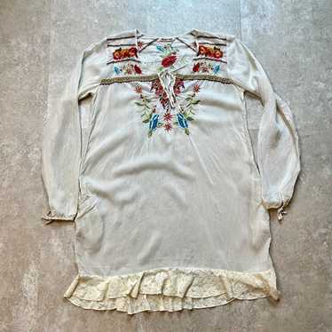 Johnny Was Floral Embroidered Tunic Size Small - image 1