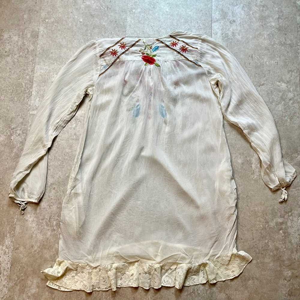 Johnny Was Floral Embroidered Tunic Size Small - image 2