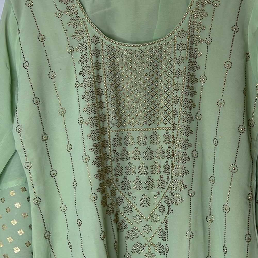 sharara suit size 43-44 - image 2