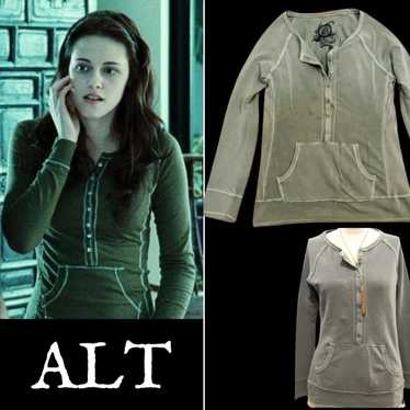 ASO Bella Swan American Eagle Green store Henley