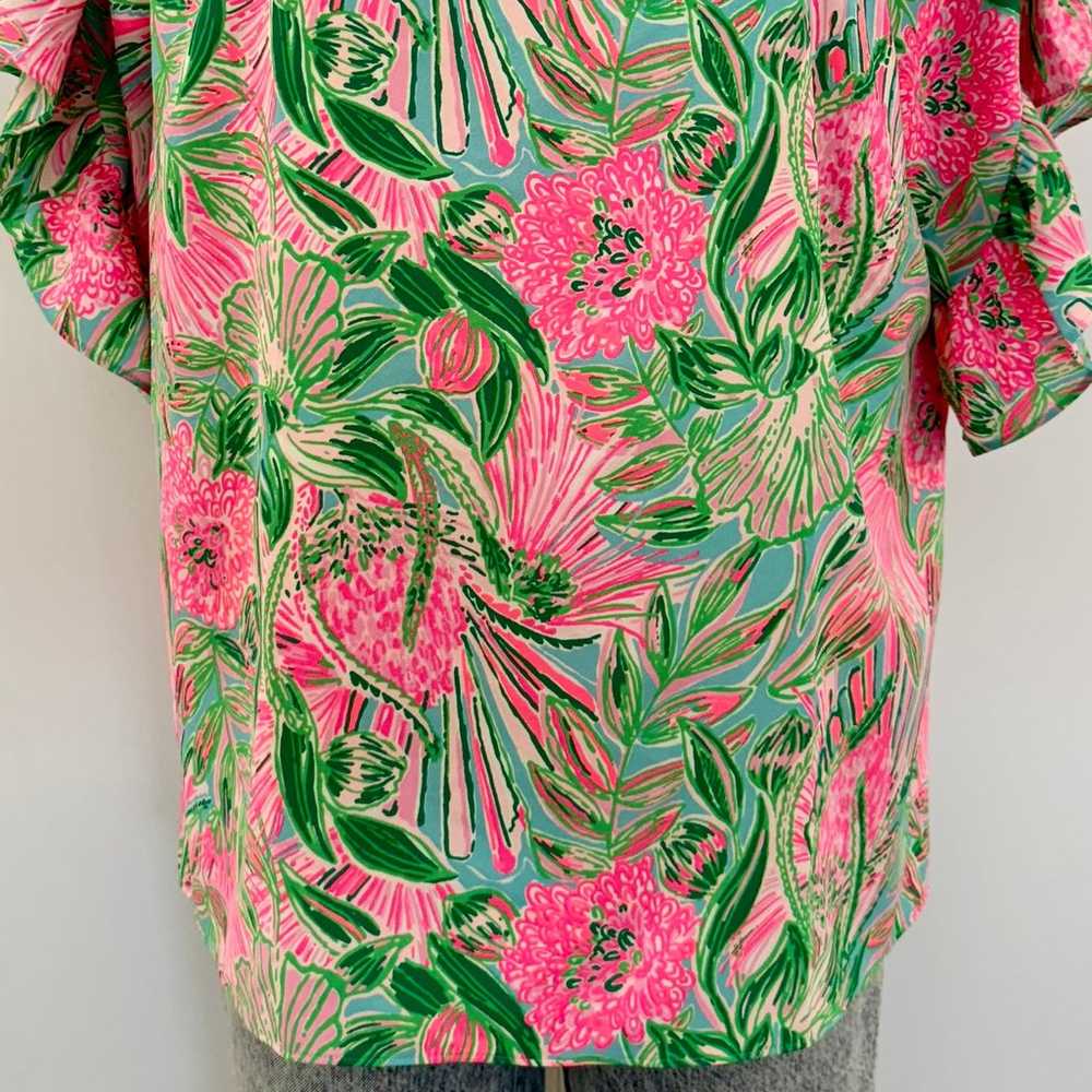 Lilly Pulitzer Darlah Top Short Ruffle Sleeve Box… - image 4