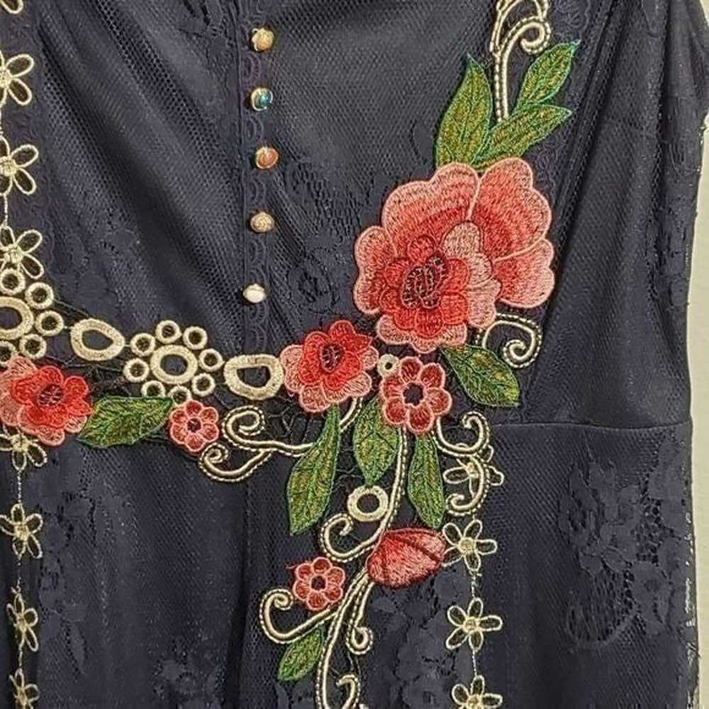 NEW V Christina floral embroidered lace tunic med - image 3