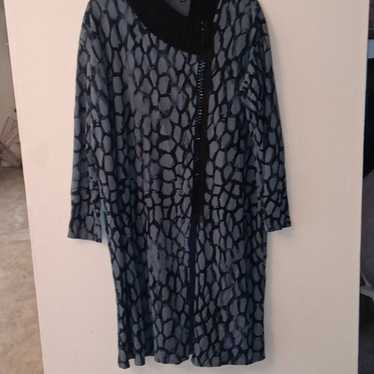 KEDZIOREK Gray and black pattern oversized top 38