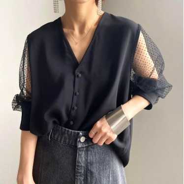 2WAY DOT SLEEVE BLOUSE - image 1