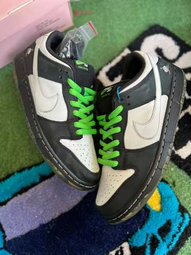 Jeff Staple x Nike SB Dunk ‘Panda Pigeon’ - Size 1