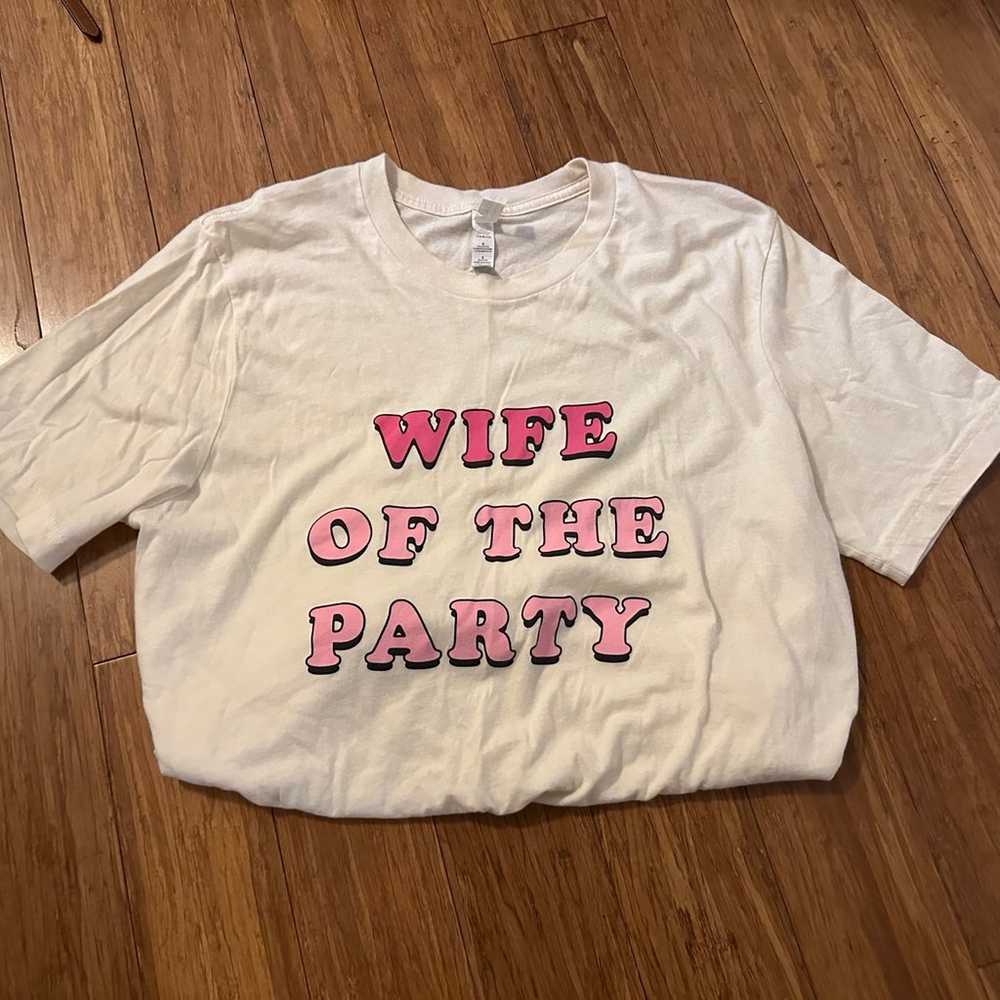 Wife Of The Party Graphic Tee FRIDAY+SATURDAY - image 4