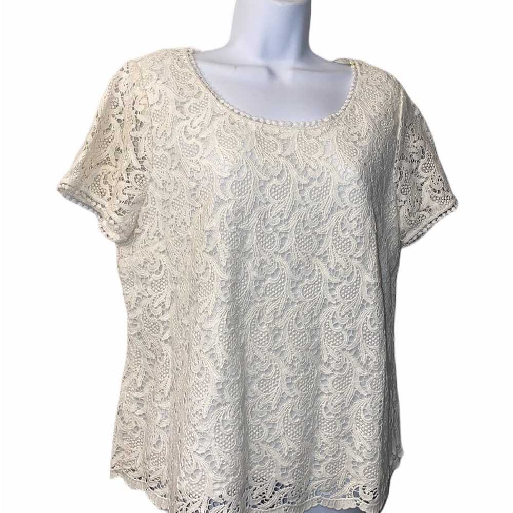 Talbots Blossoms women  lace Blouse - image 4