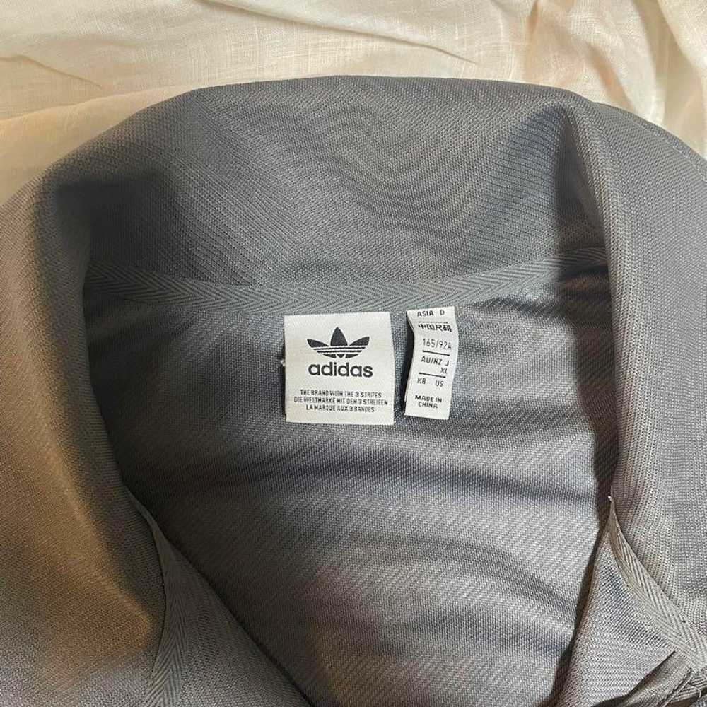 adidas Gray Cropped Long Sleeve Polo Shirt - image 3