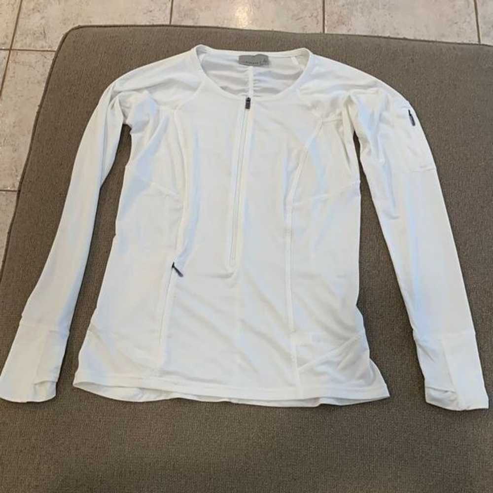 Athleta long sleeve Body zipper - image 4