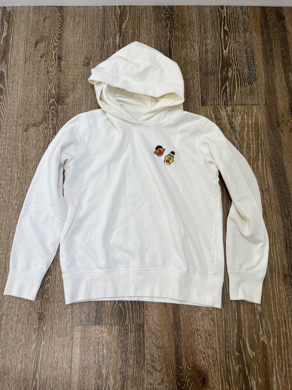 Kaws × Uniqlo Kaws uniqlo sesame street hoodie - image 1