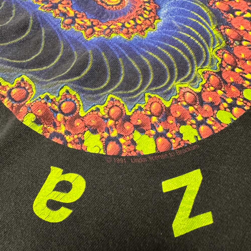 Vintage 1991 Lollapalooza Fractal Shirt - image 4