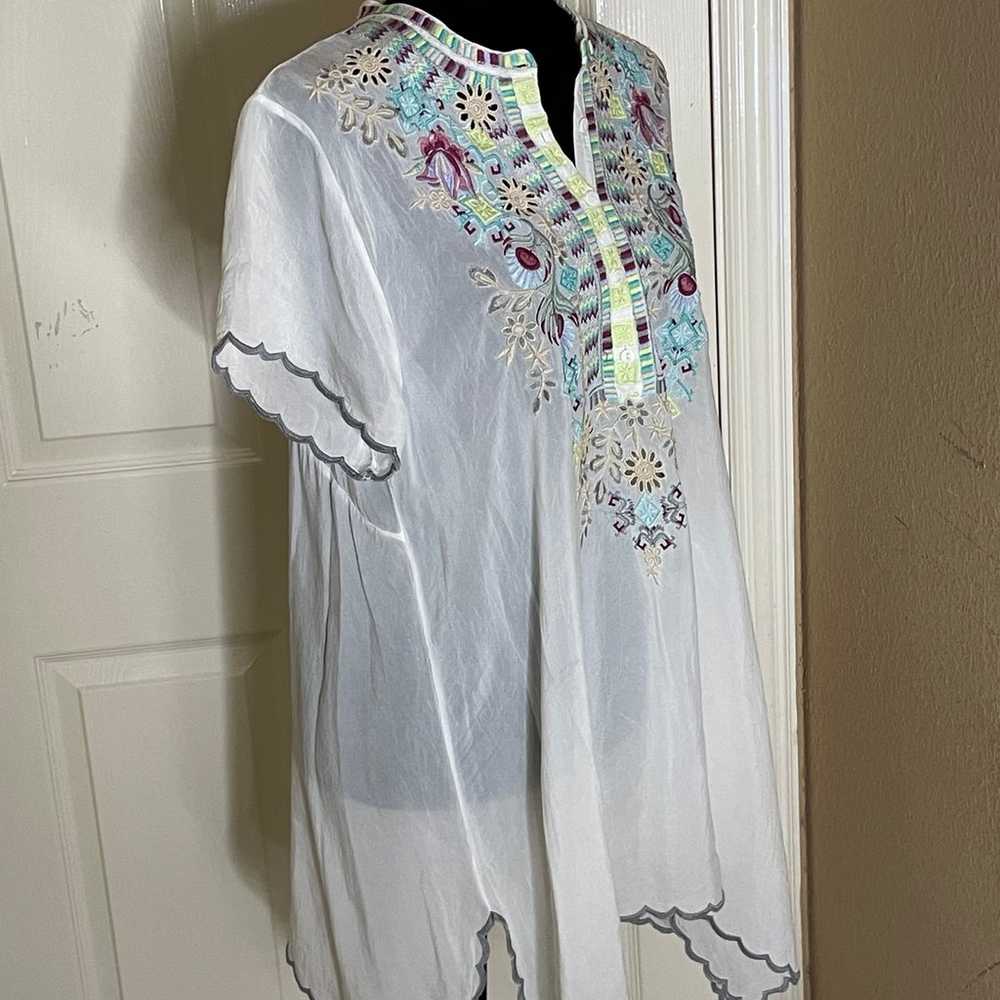 Johnny Was Livana Embroidered Top Floral Size Med… - image 1