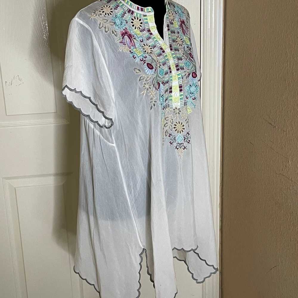 Johnny Was Livana Embroidered Top Floral Size Med… - image 4