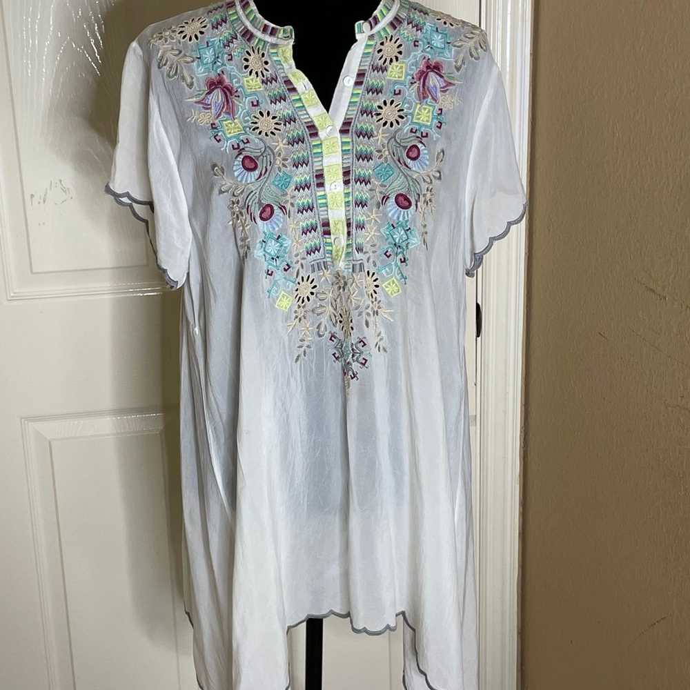 Johnny Was Livana Embroidered Top Floral Size Med… - image 5