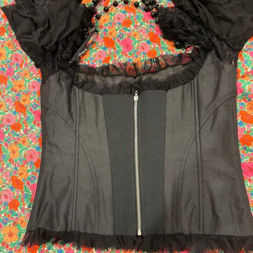 BEBE Top M in excellent condition - image 7