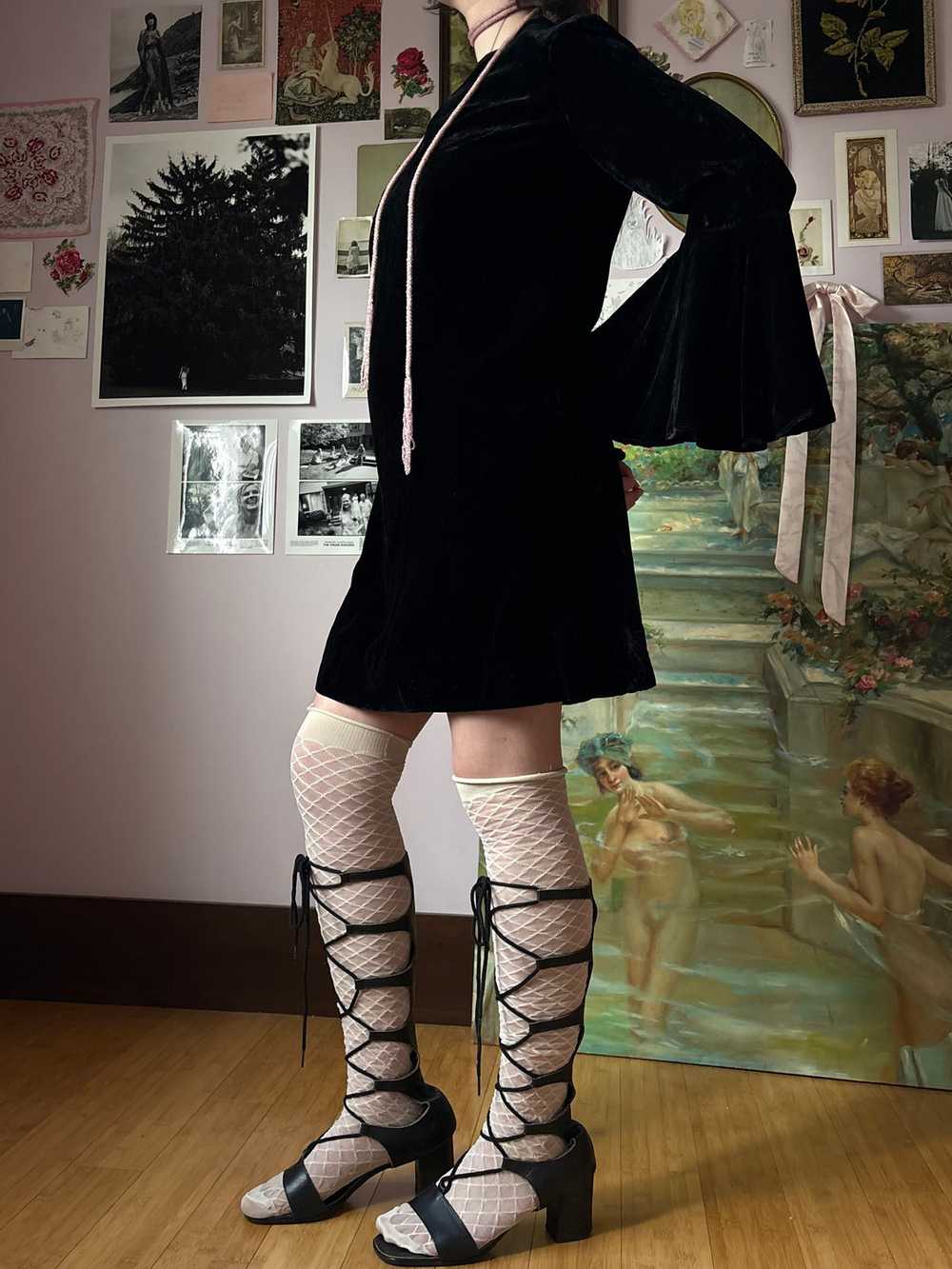 1970s Black Velvet Bat Wing Sleeve Mini Dress - image 10