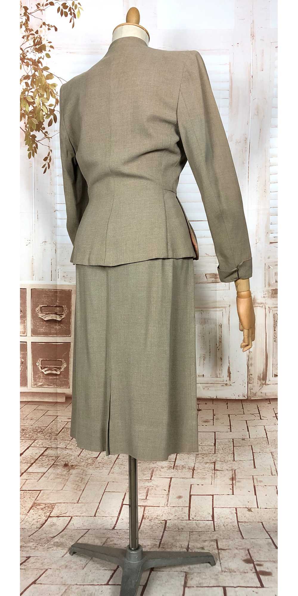 Wonderful Original 1953 Vintage Warm Grey Lilli A… - image 9