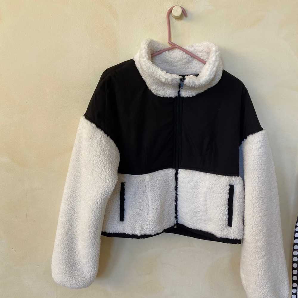 Vanessa Sherpa Crop Jacket - image 2