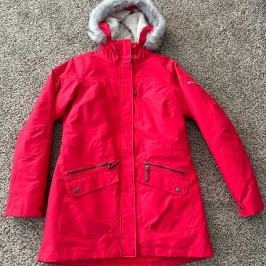 womans winter coat Columbia size Med