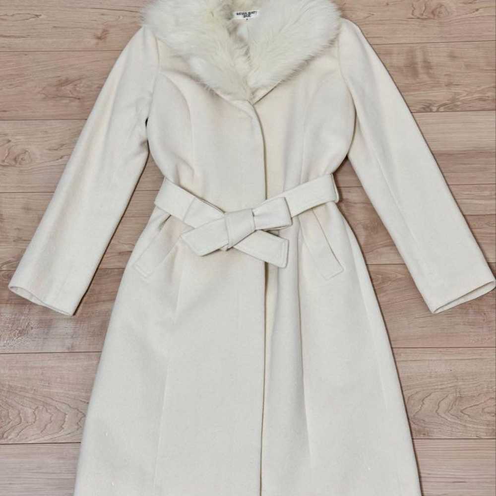 Natural Beauty Basic Fur-Trimmed Long Coat M, Whi… - image 1