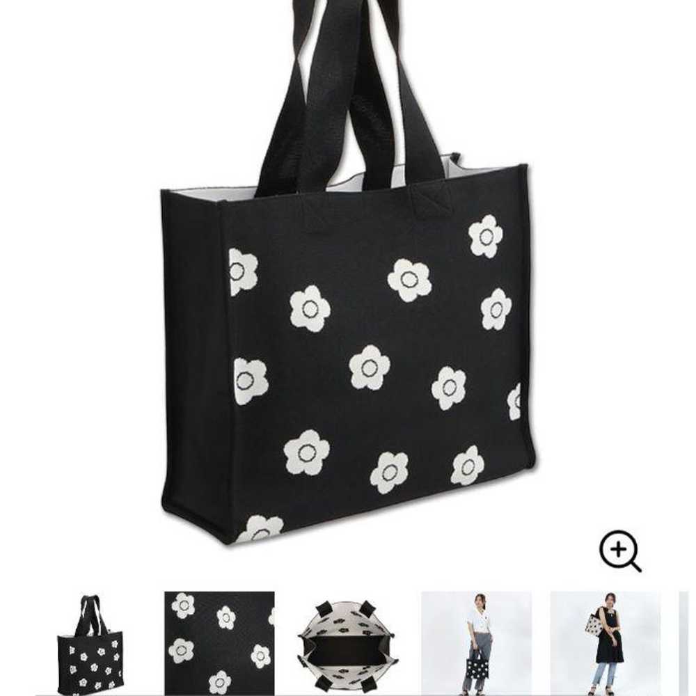 MARY QUANT Knitted Jacquard Daisy Tote (Black) - image 1