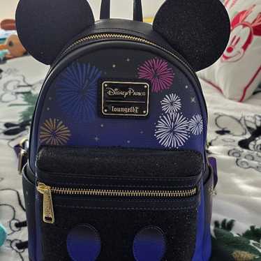 Mickey mouse main attraction firework backpack - image 1