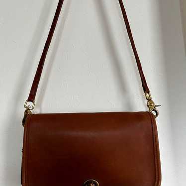 Coach 36762 hotsell Brown Leather Shoulder Bag