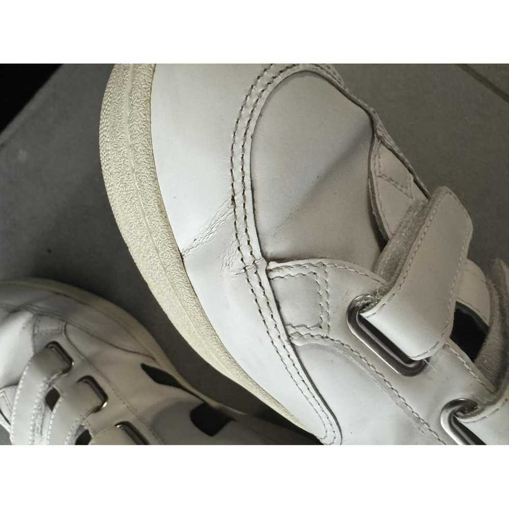 Veja Leather low trainers - image 10