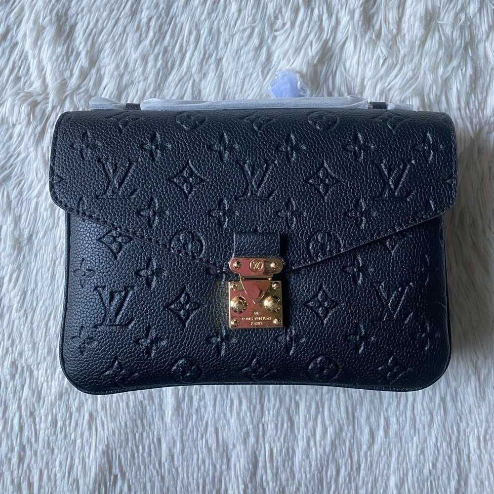 Classic Black Crossbody Bag - image 2