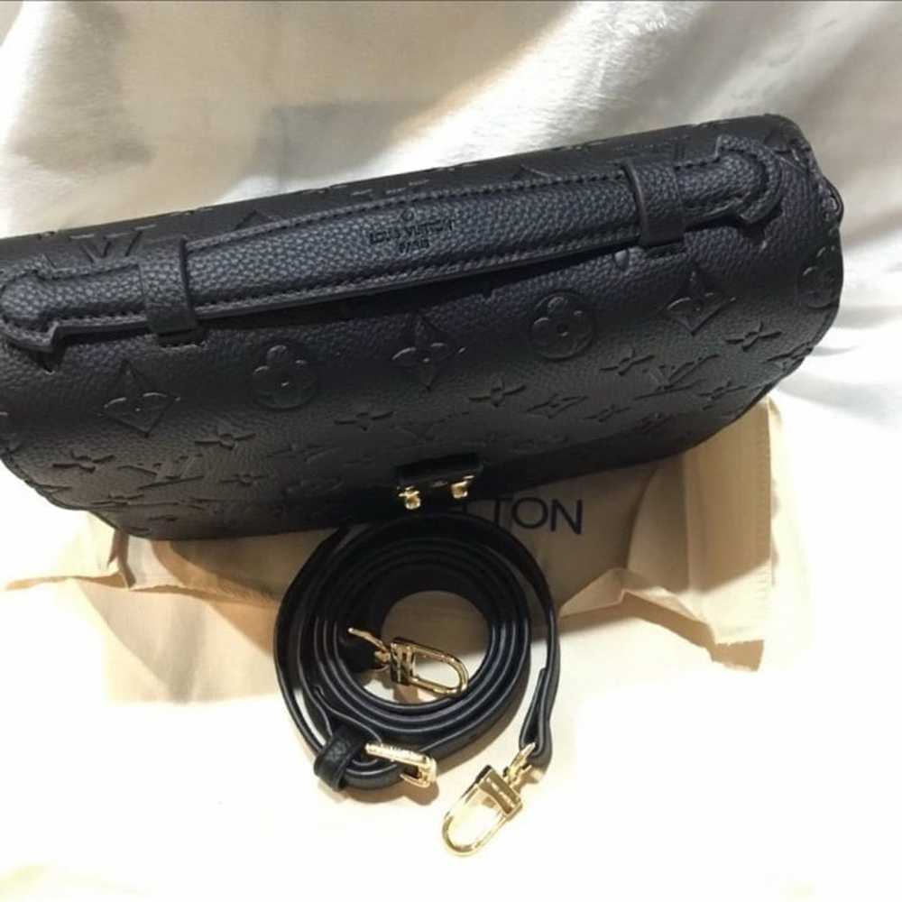 Classic Black Crossbody Bag - image 9