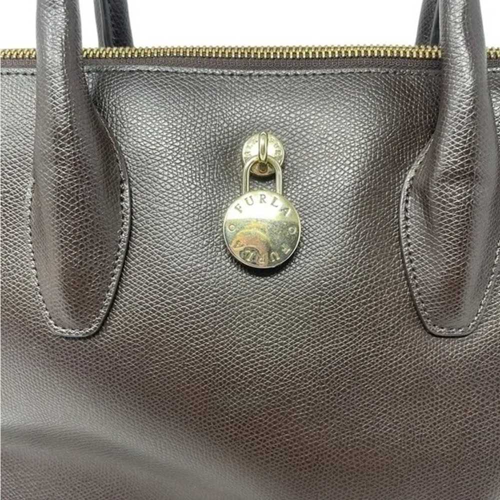 Furla logo hardware handbag shoulder bag pebbled … - image 3