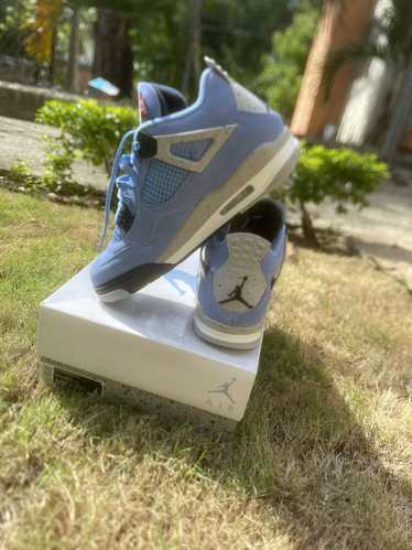 Jordan Brand × Nike Jordan 4 “UNC”