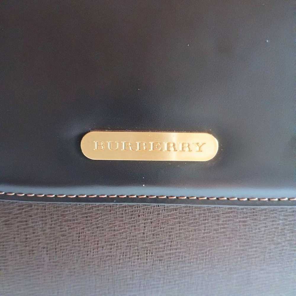 Excellent condition Burberry 2-way leather bag, b… - image 10