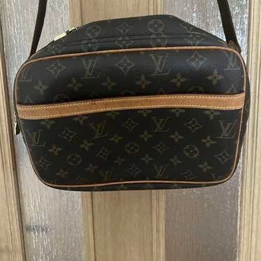 Louis Vuitton Reporter