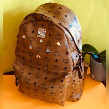 Mcm Backpack Unisex In Euc - Gem