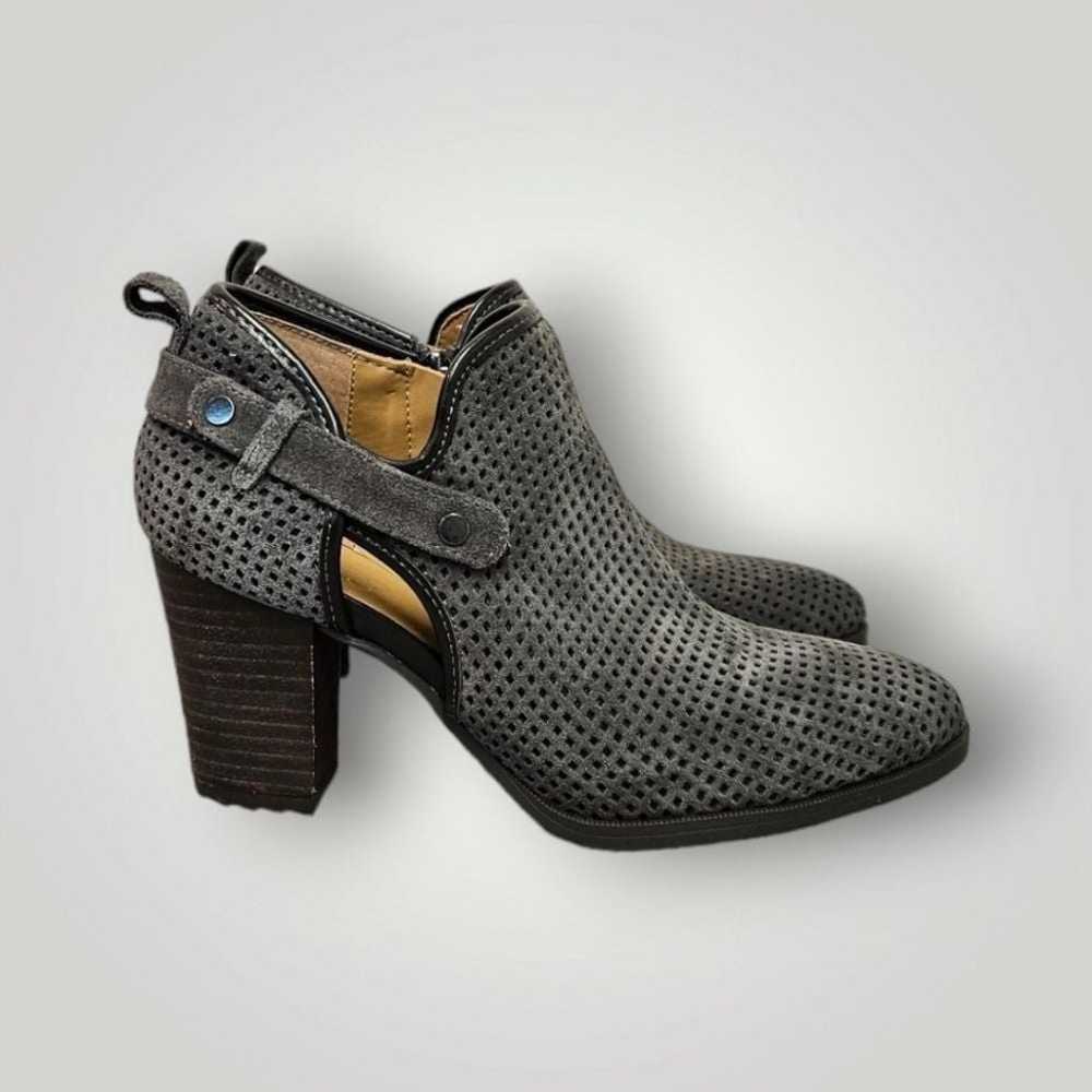 FRANCO Sarto Shoes Womens 8M Grey Ankle Booties D… - image 1