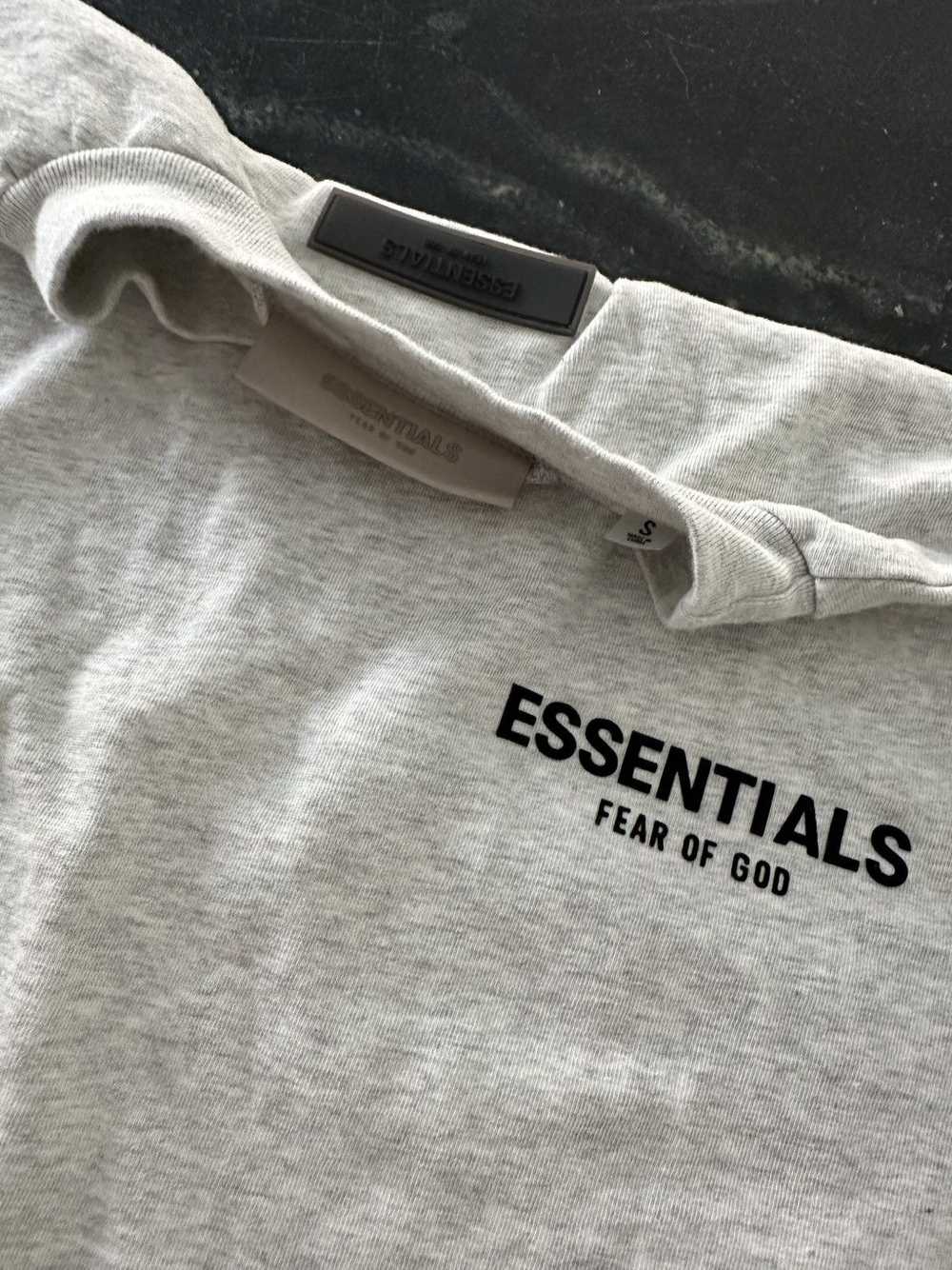 Essentials Essentials T Size Small - image 2