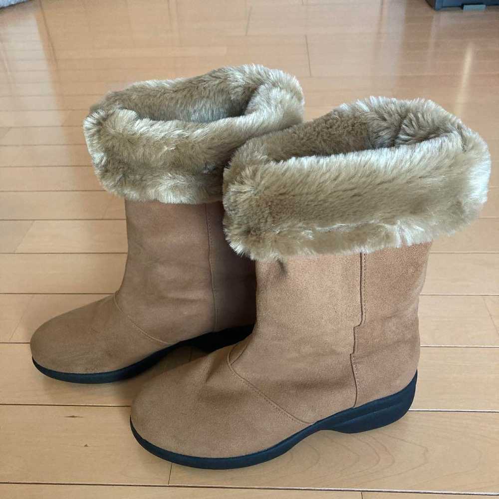 LIBERTY HOUSE Beige Sheepskin Boots - image 2