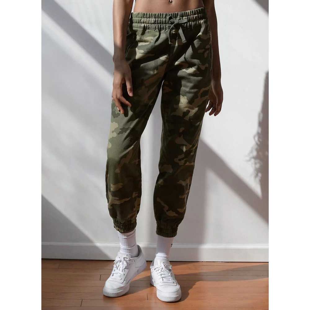 Aritzia TNA Alix High-Waist Camo Pants Womens Siz… - image 5