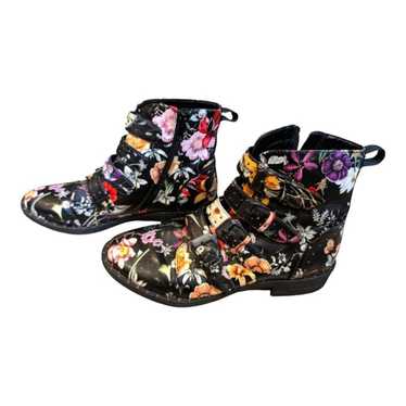 Steve Madden Pursue Floral boots Size 7 EUC