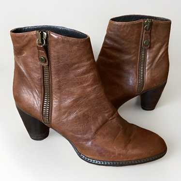 Stuart Weitzman Brown Cognac Leather Ankle Boots … - image 1