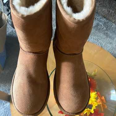 Ugg boots sizes 6