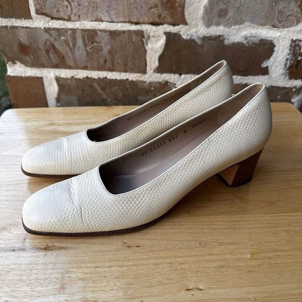 VTG Salvatore Ferragamo Block Heel Pumps Women's … - image 3