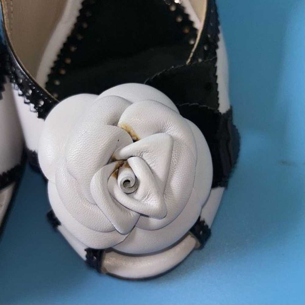 VIntage 1980s Beverly Feldman black/white rose he… - image 7