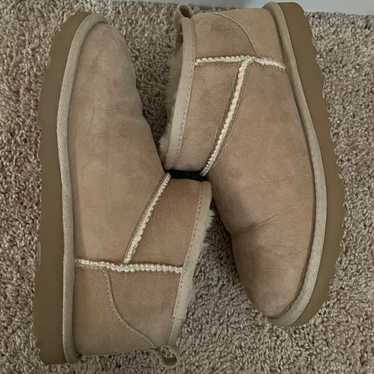 UGG ultra mini