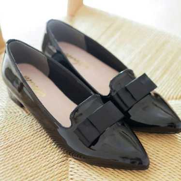 SESTO Pointed Toe Heel Ribbon Loafers - image 1