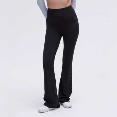 Lululemon Skinny Groove Pant *Full-On Luon - Black / Petal