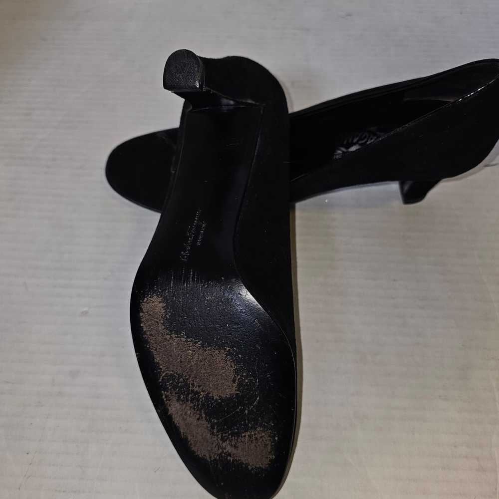 VTG Salvatore Ferragamo Black Heels Bow Accent SZ… - image 7