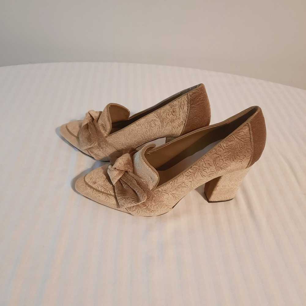 Bella Vita Gold Velvet Shoes Size 11N - image 1